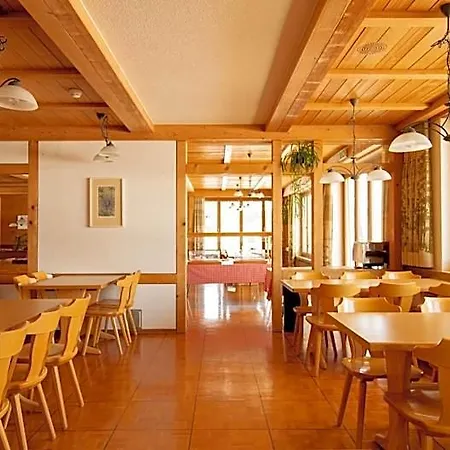 Hotell Sportchalet 2*